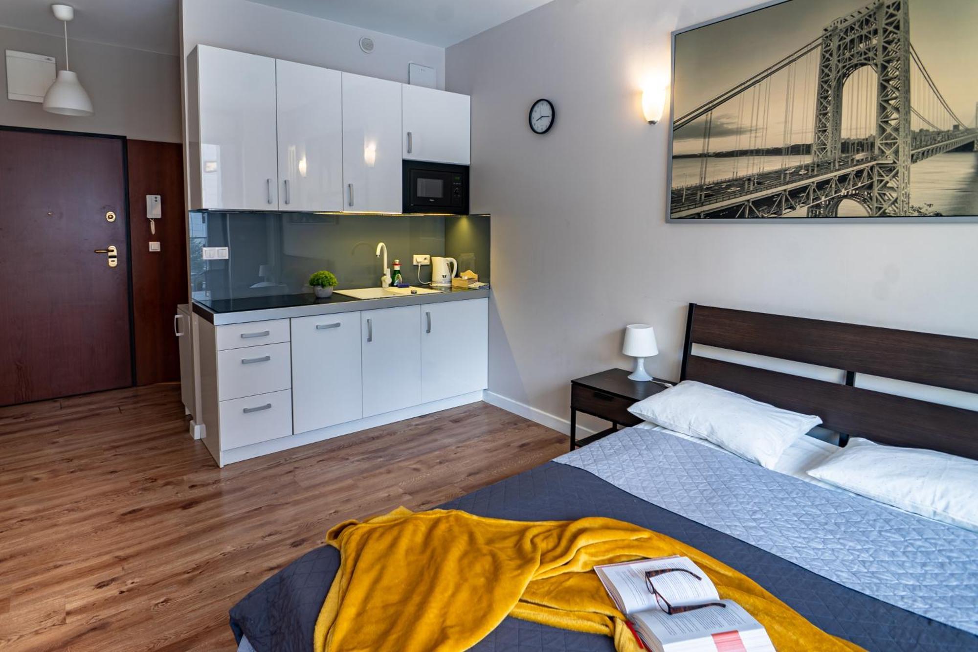 Triton Apartments Varsóvia Exterior foto