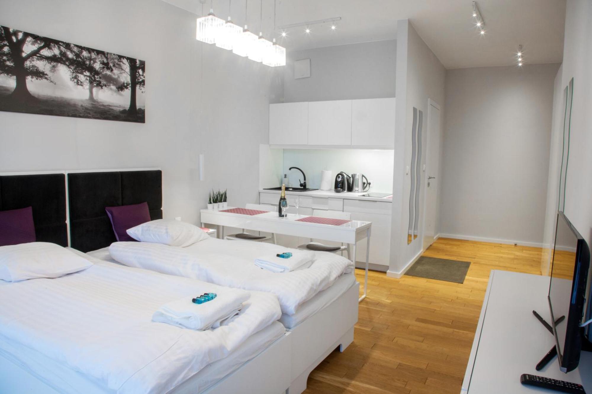 Triton Apartments Varsóvia Exterior foto